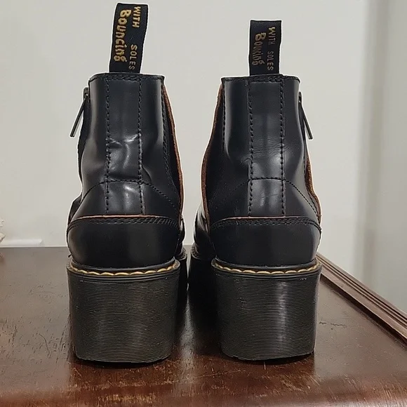 Dr. Martens Chelsea Chunky Zip 8 - Picture 3 of 6